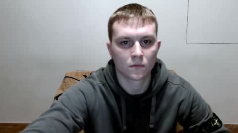 Snapshot of mrheat_ chatting on 3, 12, 2025 Max online show from 3, 12, 2025