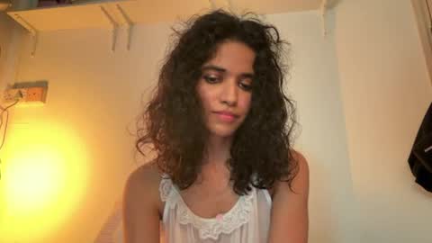 Snapshot of mriea_ chatting on 13, 6, 2026 mriea_ online show from 13, 6, 2026