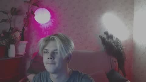Snapshot of mrleopardick chatting on 4, 2, 2025 mr leo online show from 4, 2, 2025