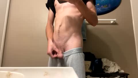 Snapshot of mrmeltyourheart chatting on 6, 10, 2025 James online show from 6, 10, 2025