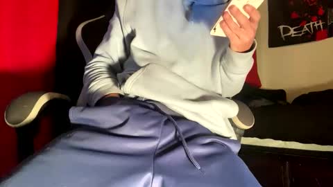 Snapshot of mrmeltyourheart chatting on 12, 1, 2026 James online show from 12, 1, 2026