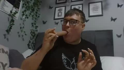 Snapshot of mrmercuryyy chatting on 25, 2, 2025 mrmercuryyy online show from 25, 2, 2025