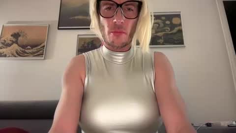 Snapshot of mrmooser42 chatting on 14, 1, 2025 TaleOfLaura online show from 14, 1, 2025