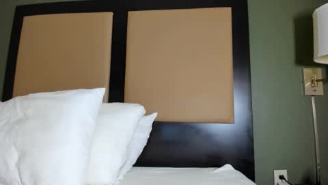 mromg007 online show from 2, 11, 2025