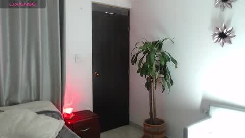 mrs_deborah online show from 12, 9, 2025