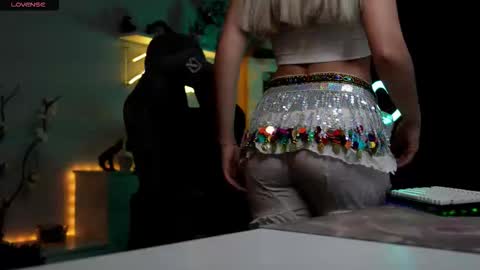 YOUR OWNER online show from 10, 11, 2025