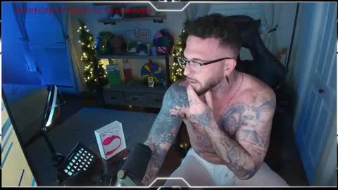 Snapshot of mrstr33tfr33k chatting on 28, 2, 2025 mrstr33tfr33k online show from 28, 2, 2025