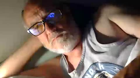 Snapshot of mrtease5 chatting on 21, 6, 2026 mrtease5 online show from 21, 6, 2026