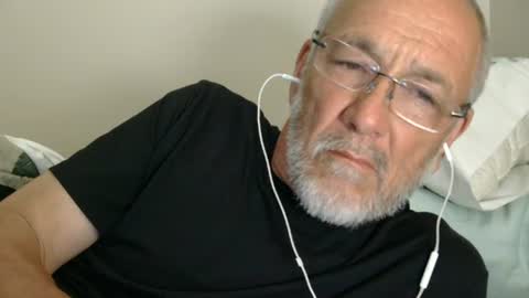Snapshot of mrtease5 chatting on 9, 7, 2026 mrtease5 online show from 9, 7, 2026