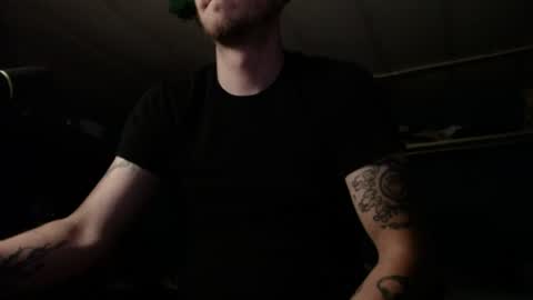 Snapshot of mrwickeddick chatting on 17, 7, 2026 Winchester online show from 17, 7, 2026