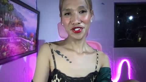 Snapshot of ms_maureenx69x chatting on 15, 12, 2025 ms_maureenx69x online show from 15, 12, 2025