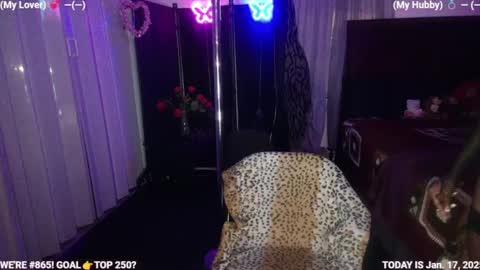 Snapshot of ms_waterworks chatting on 18, 1, 2025 DaPussyFairy online show from 18, 1, 2025