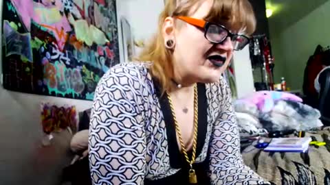 Snapshot of mscuntyluxxe chatting on 22, 7, 2026 Cunty Luxxe online show from 22, 7, 2026