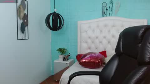 Jossie online show from 5, 3, 2025