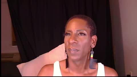 Snapshot of msmerlinmystique chatting on 12, 11, 2025 Merlin Mystique online show from 12, 11, 2025