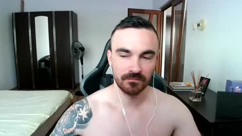 Snapshot of mu5clemania chatting on 15, 7, 2026 Victor online show from 15, 7, 2026