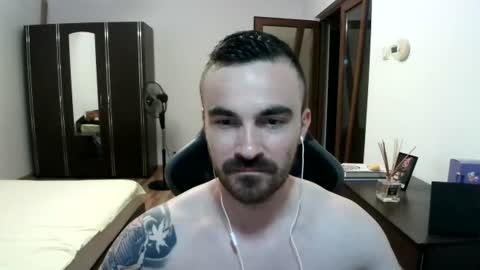 Snapshot of mu5clemania chatting on 15, 7, 2026 Victor online show from 15, 7, 2026