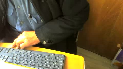 Snapshot of muller520 chatting on 17, 6, 2026 muller520 online show from 17, 6, 2026