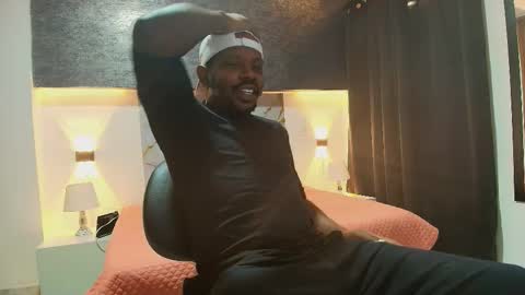 Muller Asher online show from 7, 11, 2025