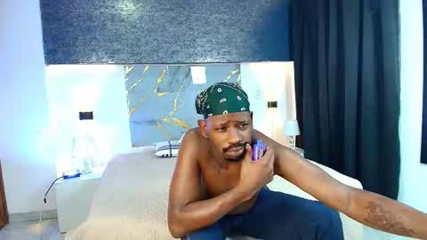 Muller Asher online show from 16, 11, 2025