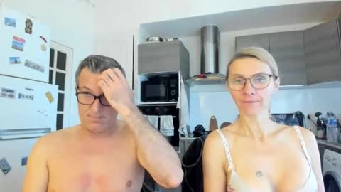 Snapshot of munishpunish chatting on 21, 12, 2025 LOVELY JULIA Peter DAY online show from 21, 12, 2025