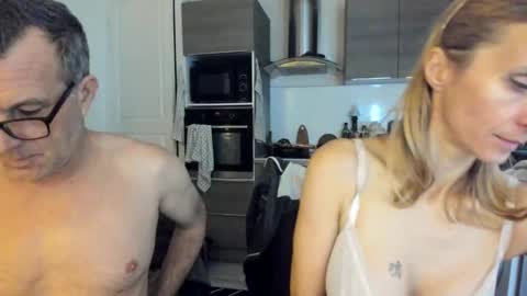 Snapshot of munishpunish chatting on 22, 12, 2025 LOVELY JULIA Peter DAY online show from 22, 12, 2025