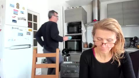 LOVELY JULIA  Peter DAY online show from 3, 3, 2026