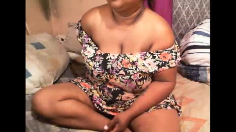 Snapshot of munniegalz1 chatting on 20, 2, 2025 your angel online show from 20, 2, 2025