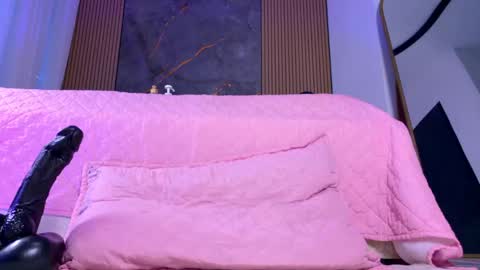 Snapshot of muriel_belovv chatting on 29, 5, 2026 Tell me Sofi online show from 29, 5, 2026