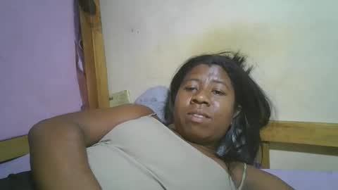 Snapshot of murielleee chatting on 17, 4, 2026 murielleee online show from 17, 4, 2026