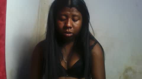 Snapshot of murielleee chatting on 8, 5, 2026 murielleee online show from 8, 5, 2026