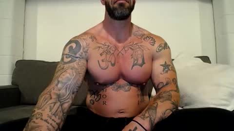 Snapshot of muscle761004 chatting on 31, 5, 2026 muscle761004 online show from 31, 5, 2026