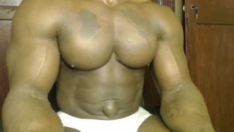 musclegod23 online show from 23, 9, 2025