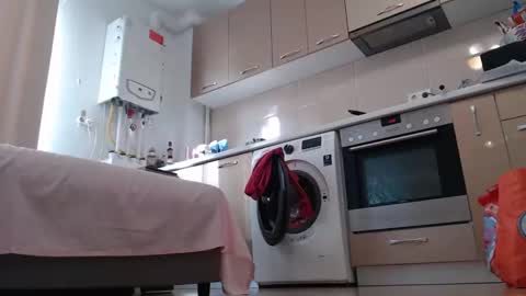 MusclesQueen online show from 30, 1, 2025