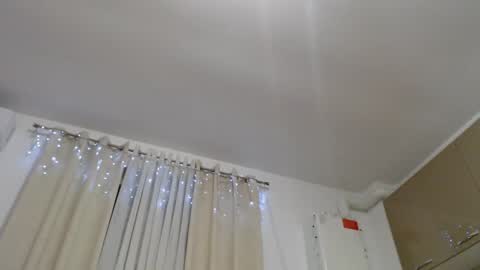 MusclesQueen online show from 14, 2, 2025