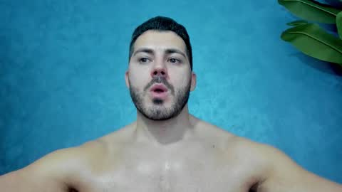 muscularmaster onlyfans online show from 4, 12, 2025