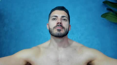 Snapshot of muscularmaster chatting on 18, 4, 2026 muscularmaster onlyfans online show from 18, 4, 2026