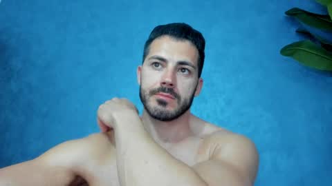 Snapshot of muscularmaster chatting on 20, 4, 2026 muscularmaster onlyfans online show from 20, 4, 2026