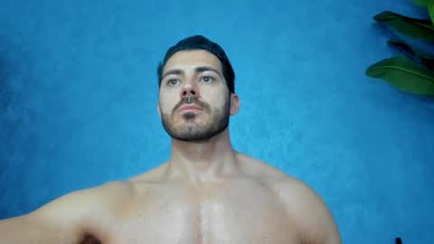 Snapshot of muscularmaster chatting on 3, 5, 2026 muscularmaster onlyfans online show from 3, 5, 2026