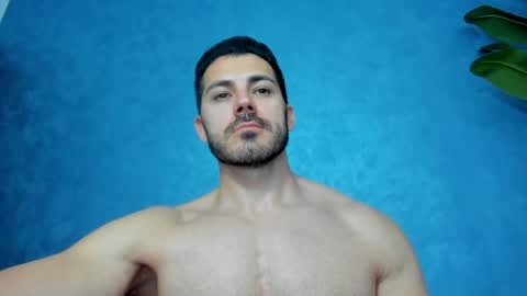 Snapshot of muscularmaster chatting on 22, 5, 2026 muscularmaster onlyfans online show from 22, 5, 2026