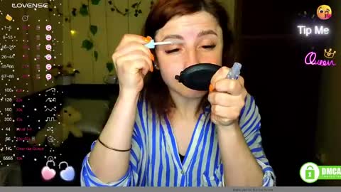 Snapshot of muse_kitty_jenia chatting on 27, 5, 2026 Jenya online show from 27, 5, 2026