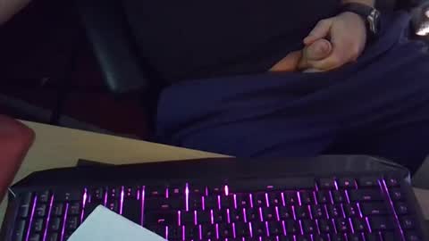 Snapshot of muso44 chatting on 13, 10, 2025 Muso online show from 13, 10, 2025