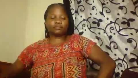 Snapshot of mwekas568403 chatting on 1, 11, 2025 mwekas568403 online show from 1, 11, 2025