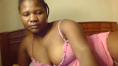 Snapshot of mwekas568403 chatting on 23, 11, 2025 mwekas568403 online show from 23, 11, 2025