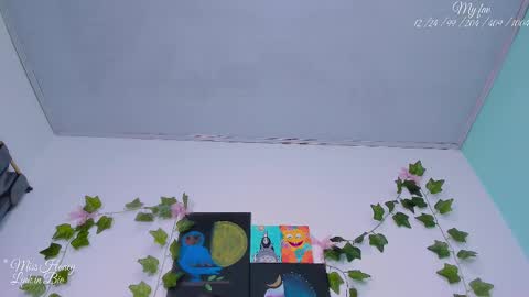 Sara IG   online show from 3, 11, 2025