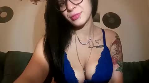 Mya online show from 21, 9, 2025