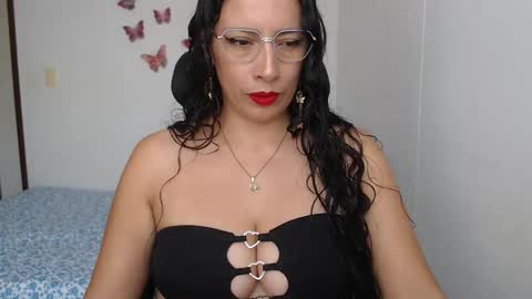 Snapshot of myc_sw_couple chatting on 19, 3, 2026 mary and charlie online show from 19, 3, 2026