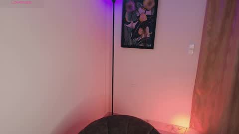 Snapshot of mycaliope chatting on 7, 12, 2024 Caliope online show from 7, 12, 2024