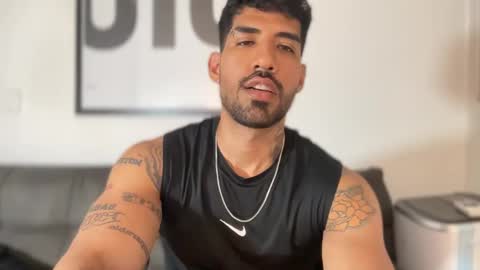 Myke esthetic online show from 24, 1, 2025