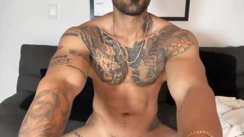 Myke esthetic online show from 11, 2, 2025